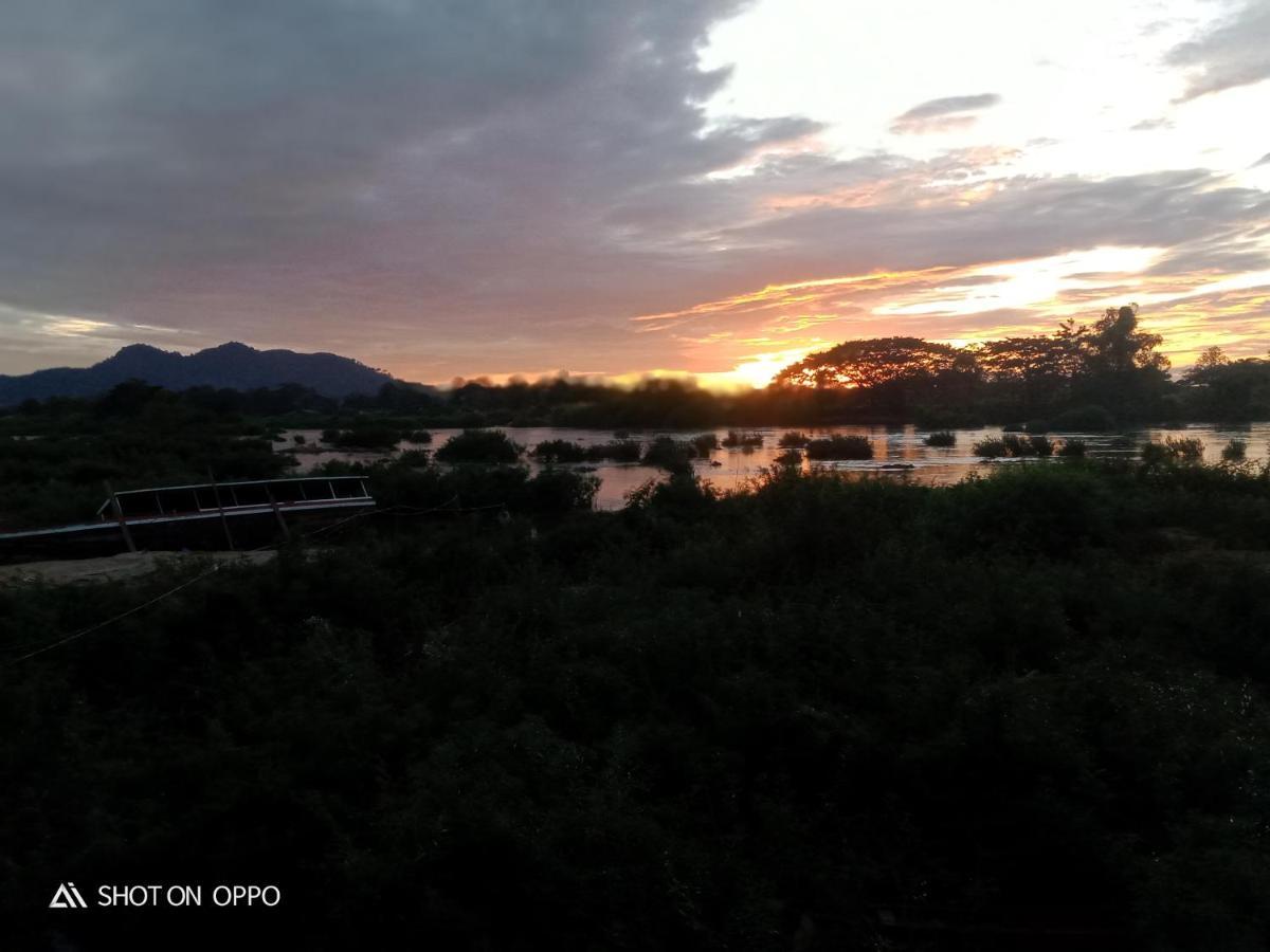 Sompong Sunset View Guest House Ban Dondét Eksteriør bilde