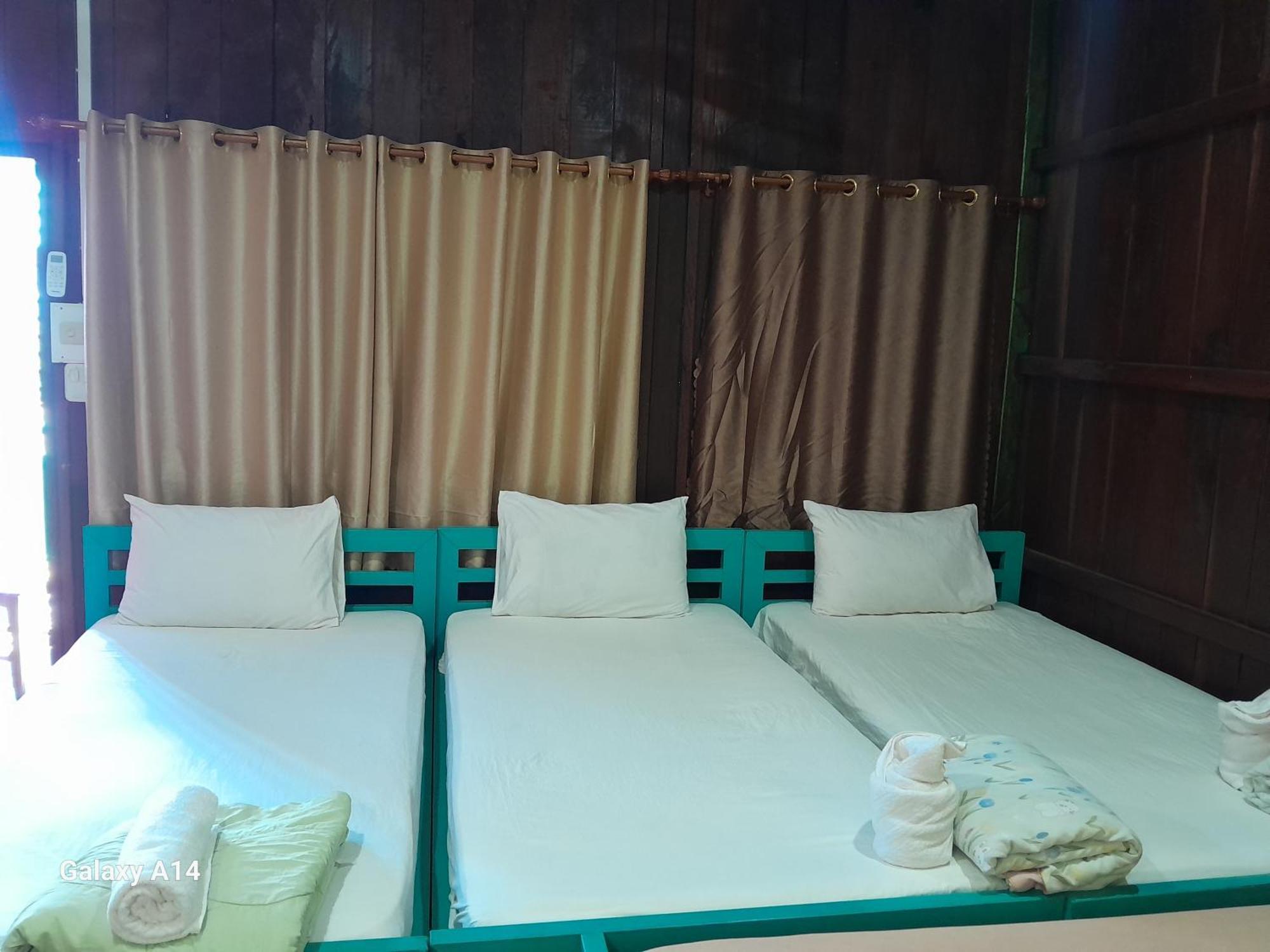 Sompong Sunset View Guest House Ban Dondét Rom bilde